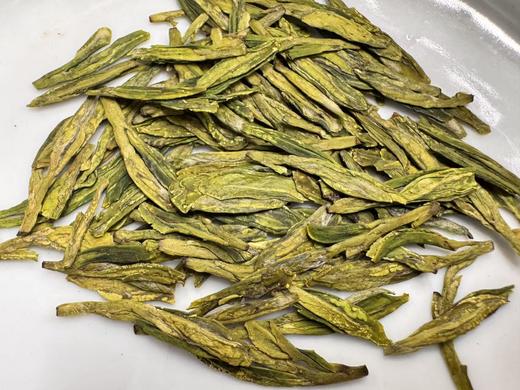 2026年春  梅家坞老龙井 手工茶 （老茶蓬/群体种/土茶）125克纸包 商品图1