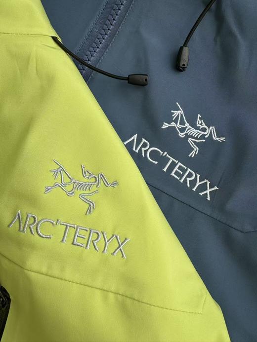 【df1】超值福利款！六代透气防风防水硬壳连帽全压胶户外情侣冲锋夹克外套！！ 商品图3