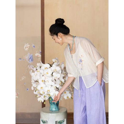 牧衣游原创 棉麻手工刺绣外套女新款轻薄文艺系带防晒开衫 乐岛 商品图1