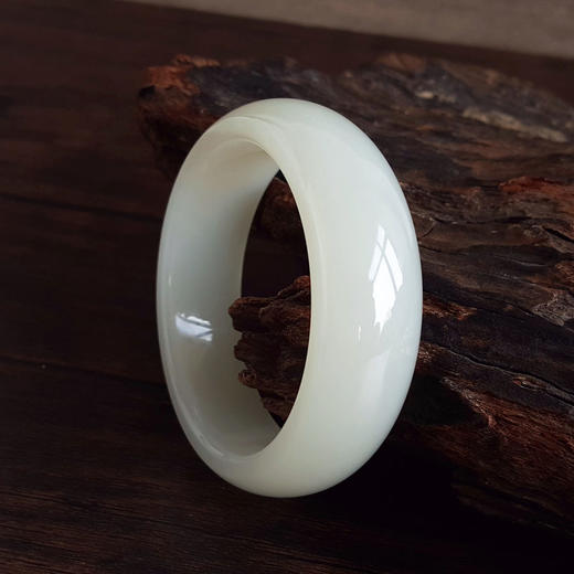 【天然正品】天然精品青海料细腻轮胎镯油润度佳60.5号和田玉手镯101125AH04 商品图6