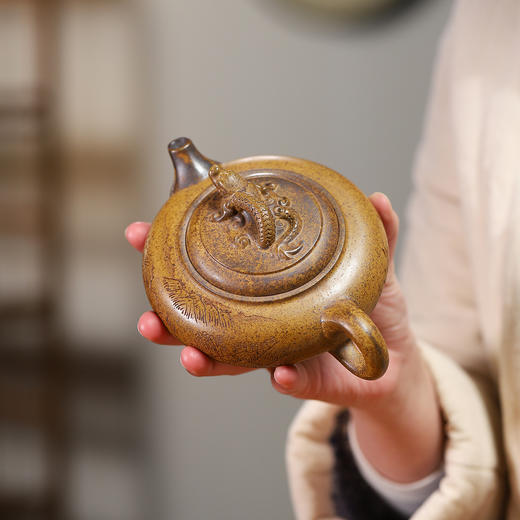 宜兴原矿龙骨金砂灵宝紫砂壶一壶两杯送龙井茶 商品图2