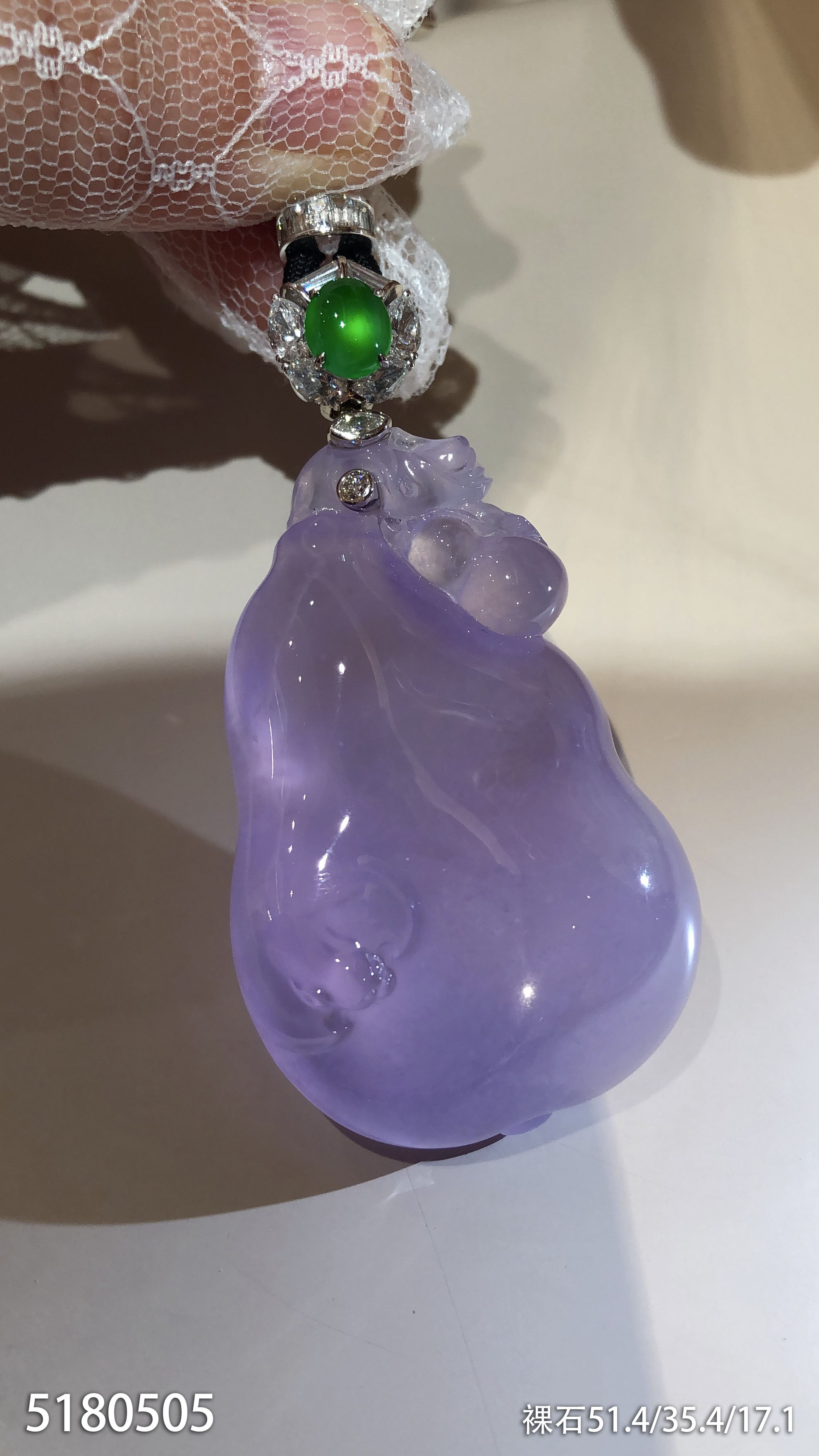 玻璃紫葫芦吊坠【5180505】具体价格微信咨询