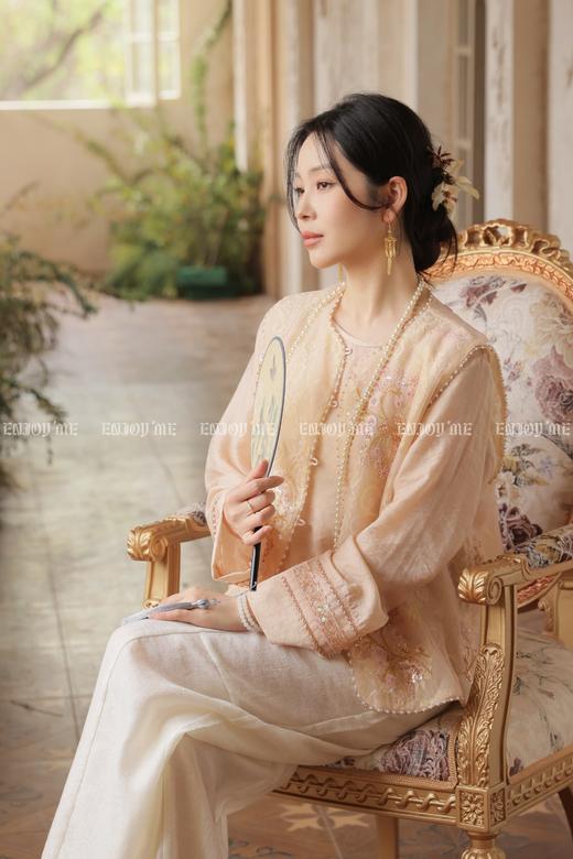 【门店同款】ENJOY夏季“游园戏梦”见春陈词上衣 170747801 商品图3