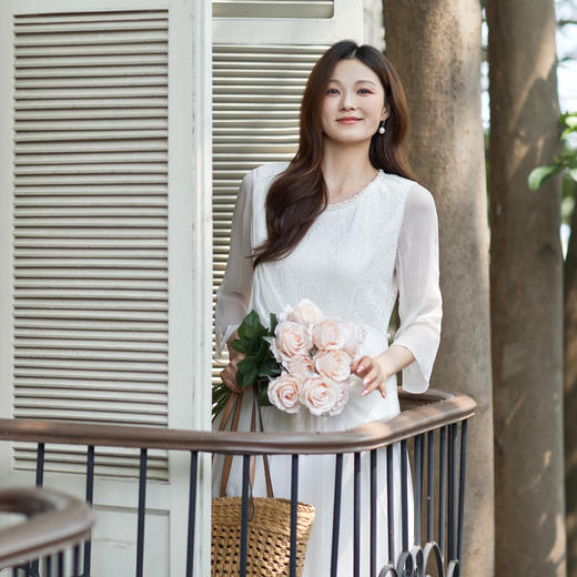 【林栖设计小店】【林栖推荐】夏季新品法式蕾丝针织拼接真丝不规则连衣裙N1962237 商品图3