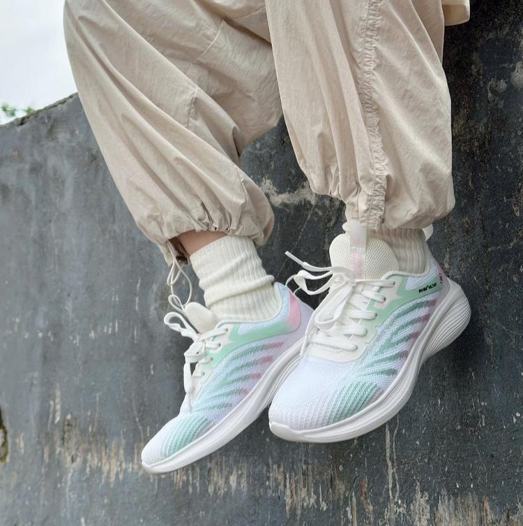 瑞士军工高弹户外运动鞋RSJG182