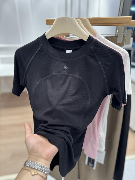 lulu正品糯叽叽坑条显瘦弹力运动T恤 商品图5