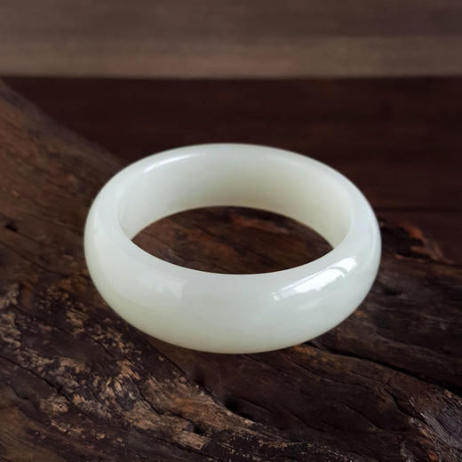 【天然正品】天然精品青海料细腻轮胎镯油润度佳60.5号和田玉手镯101125AH04 商品图2