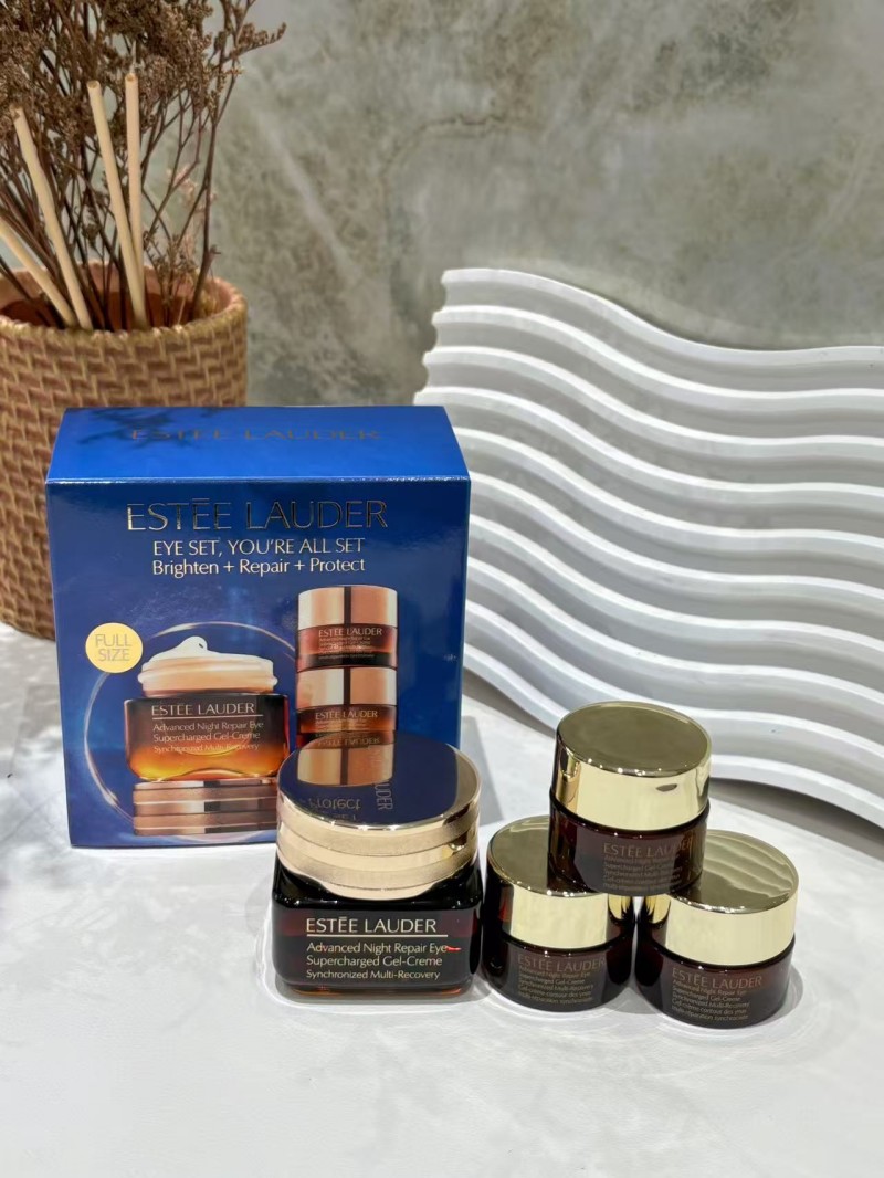 心选丨【香港直邮】雅诗兰黛眼霜一拖三组合15ml+5ml*3瓶  【4.8日发货】