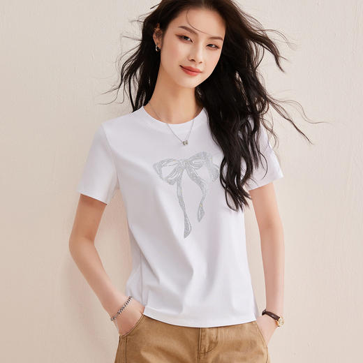 「自」全新升级【铂金会员119/天猫159/差价40】(73120)洛诗琳重工闪钻蝴蝶结T恤2026夏季新款亲肤凉感丝光短袖上衣 商品图2