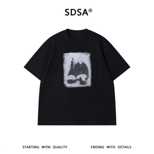 SDSA男装2026新款高贵轻奢复古素描感做旧人物宽松短袖休闲衫 商品图0