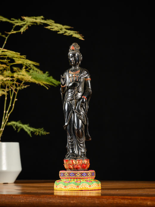 清	紫檀漆金观音像 商品图0