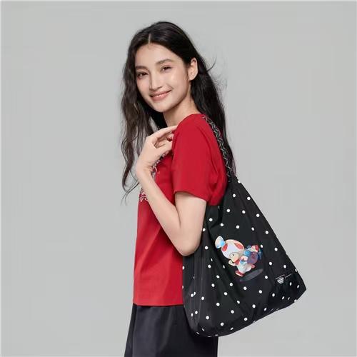 佐丹奴【超级马力欧兄弟联名款】波点印花托特包05446050 商品图0