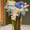 欣和-绣球蝴蝶兰混搭讲台插花 商品缩略图0