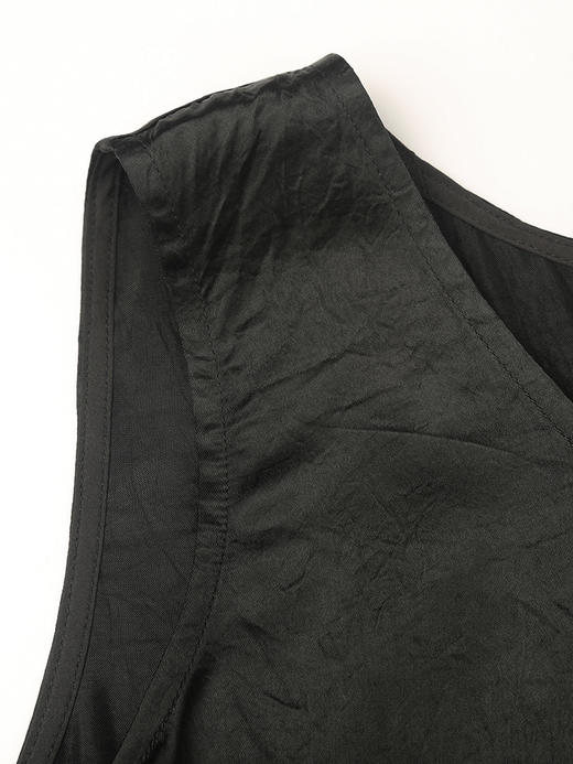 轻奢高级感醋酸缎面无袖连衣裙女 黑色收腰褶皱显瘦 A 字大摆长款气质长裙 商品图2