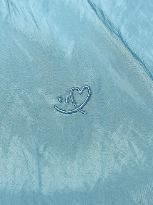 法式慵懒风湖蓝色天丝衬衫女 爱心刺绣翻领宽松长袖防晒衫 小个子通勤百搭上衣 商品图3