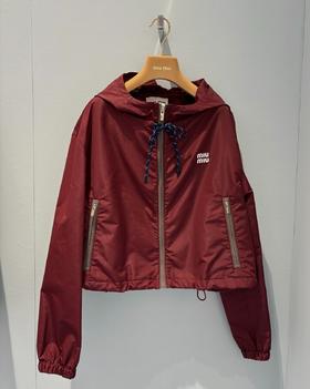 女款拉链连帽外套ho017