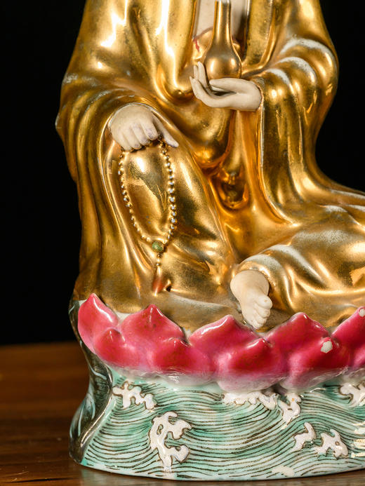 民国 白釉描金加彩观音像 商品图2