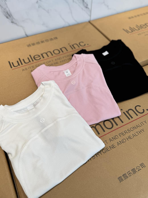 lulu正品糯叽叽坑条显瘦弹力运动T恤 商品图1