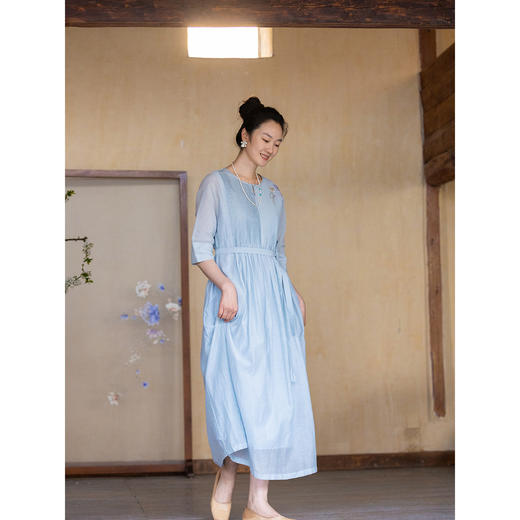 牧衣游原创 丝棉手工刺绣连衣裙新款限量福利款 风屿不支持会员折 商品图3