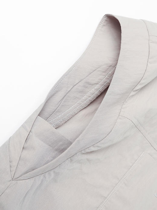 轻奢高级感浅灰色工装套装女 抽绳短款翻领衬衫 + 大口袋 A 字半身裙 小个子通勤气质两件套 商品图2