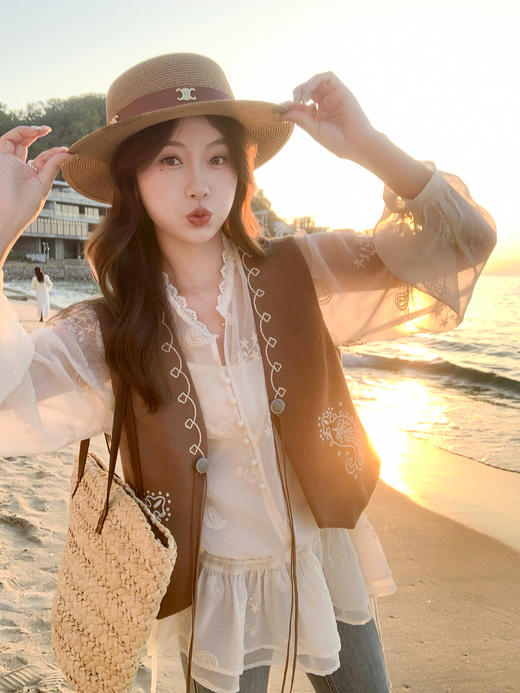 <曾小咸推荐>4.4现货秒杀 ！微信超特价！重工蕾丝刺绣衫 日常239.99 立减140 秒杀99.99！！民族风复古马甲 日常229.99 立减130 秒杀99.99！！ 商品图12