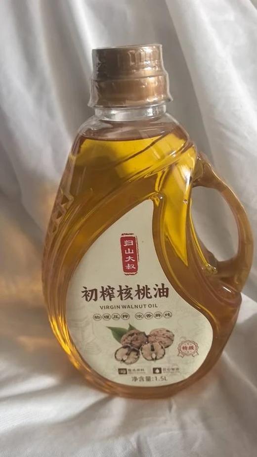 99到手2.5L，漾濞古树核桃油 古法冷榨 岁月留香 漾濞古树核桃油 匠人之心传承好油 口感醇厚 核桃原香浓郁 没有青涩味基地直邮 商品图3