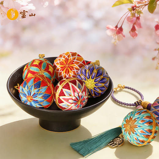 有球必应·灵山绣球挂件 商品图4