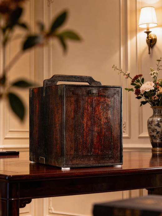 清早期 紫檀提梁文房箱 商品图0