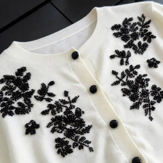 法式“重工钉珠刺绣”醋酸羊毛针织衫，手感滑、软、糯，高定设计细节拉满 商品图3