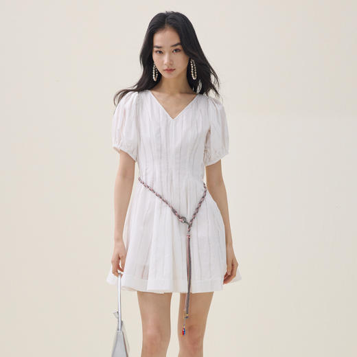 谜底V领连衣裙短袖2026夏季新品泡泡袖少女感编织腰带女262ML0530 商品图0