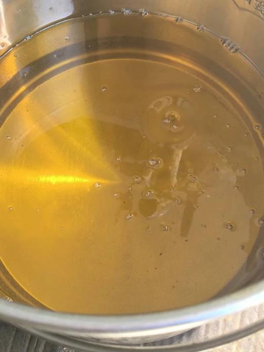 99到手2.5L，漾濞古树核桃油 古法冷榨 岁月留香 漾濞古树核桃油 匠人之心传承好油 口感醇厚 核桃原香浓郁 没有青涩味基地直邮 商品图2