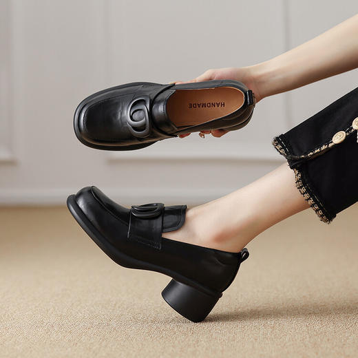 【预售5天】英伦复古粗跟真皮春秋深口豆豆鞋防水台时装中跟通勤乐福单鞋F7523 商品图2