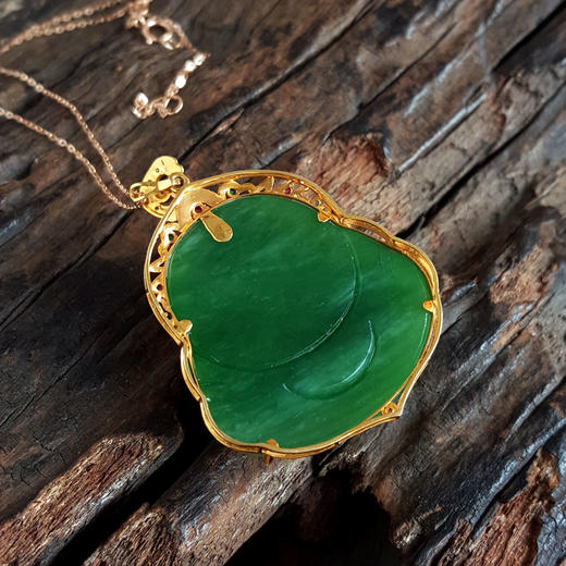 【天然正品】AU750黄金镶钻镶天然细腻油润度佳菠菜绿无黑点佛公碧玉和田玉吊坠项链43.1*32.3*12.4MM（皆取最大值）030426XY08 商品图6