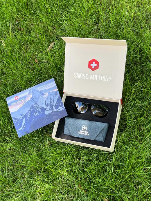 SWISS MILITARY瑞士军工春夏潮流墨镜 商品图1