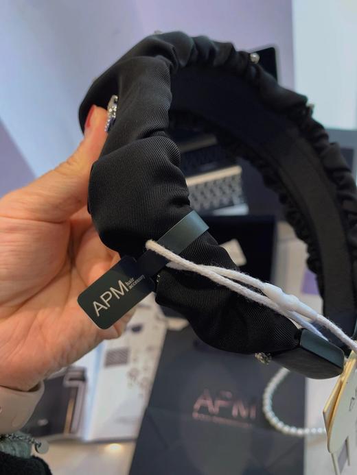 精品礼盒+礼袋！APM摩登奢钻褶皱水晶发箍  26Y04017- 商品图4