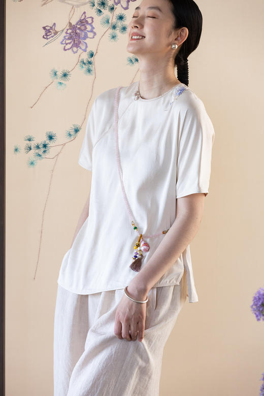 牧衣游原创 22姆米重磅双宫绸手工刺绣小衫真丝中式短袖上衣 云山 商品图5