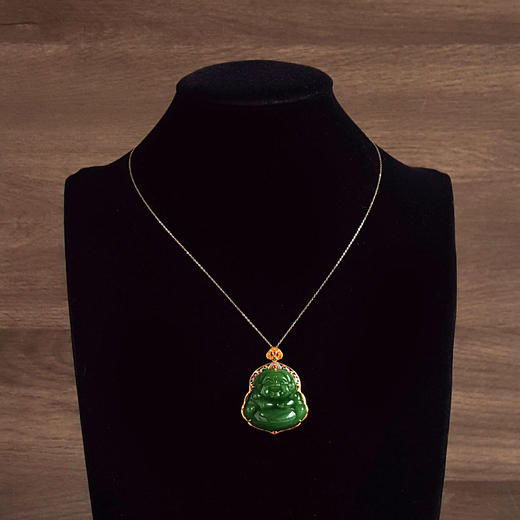 【天然正品】AU750黄金镶钻镶天然细腻油润度佳菠菜绿无黑点佛公碧玉和田玉吊坠项链43.1*32.3*12.4MM（皆取最大值）030426XY08 商品图8