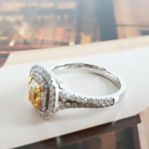 【天然正品】AU750白金百搭时尚设计师款雷蒂恩型0.54克拉浓彩黄黄钻戒指11号（戒圈可改）300326NJS35 商品图5