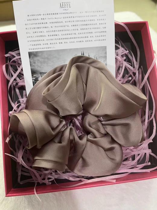 露思同款，品质很好，缎面大肠发圈带礼盒  26Y04018- 商品图4