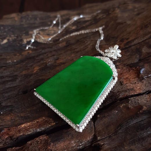【天然正品】A货翡翠AU750收藏级白金镶钻镶天然细腻糯种满绿平安无事牌翡翠吊坠项链47.1*31.9*8.5MM（皆取最大值）230326NJS35 商品图5
