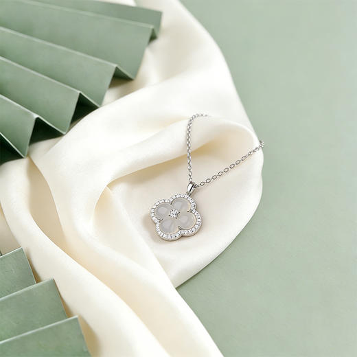 【宏艺珠宝】幸运相随·银s925项链 商品图1