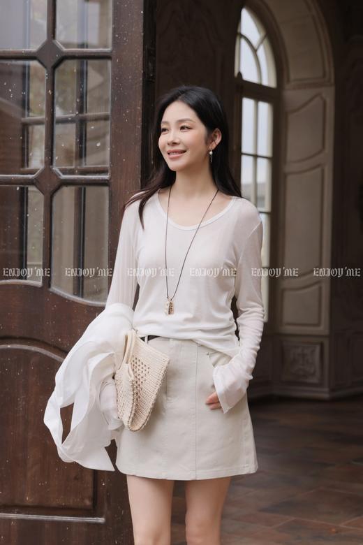 【门店同款】ENJOY夏季轻盈U领长袖T恤 170498260 商品图2