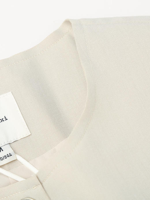 法式温柔风米白色小香风短袖外套女 圆领单排扣短款小西装 小个子通勤百搭开衫 商品图2