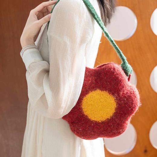 苏苏姐家马上有钱花包包手工DIY钩针毡化单肩斜挎包毛线团材料包 商品图2