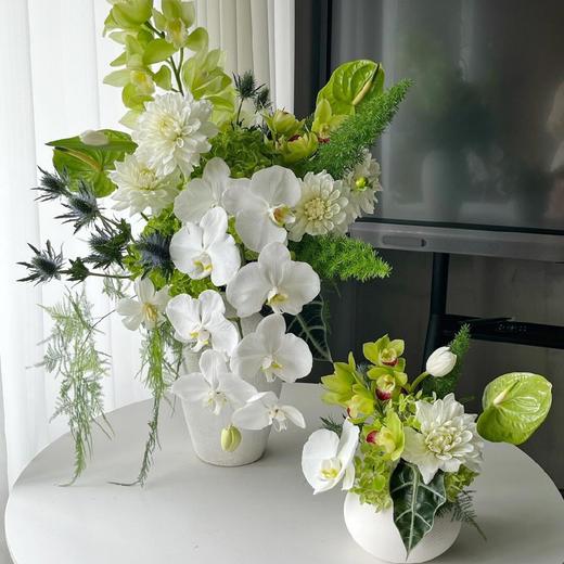 卓远高端白绿色系蝴蝶兰蕙兰混搭桌花 商品图0
