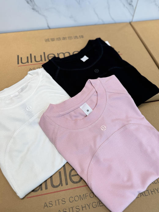 lulu正品糯叽叽坑条显瘦弹力运动T恤 商品图9