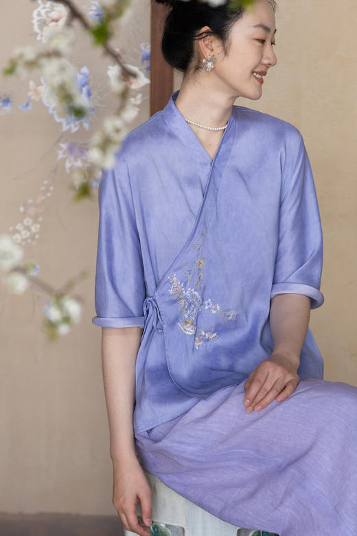 牧衣游原创 重磅双宫绸手工刺绣外套女复古斜襟系带宽松开衫 知晓 商品图5