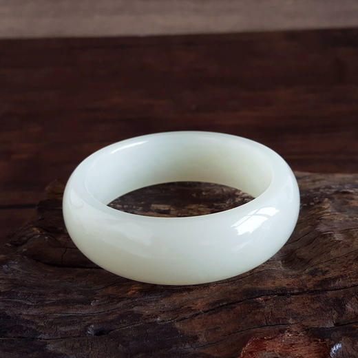 【天然正品】天然精品青海料细腻轮胎镯油润度佳60.5号和田玉手镯101125AH04 商品图4