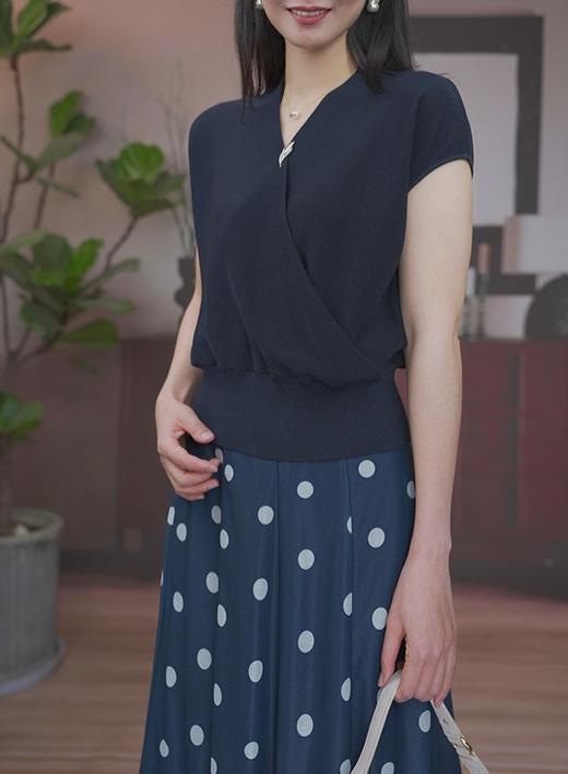 司歌针织v领知性短袖上衣女显瘦 G93G3508 商品图0