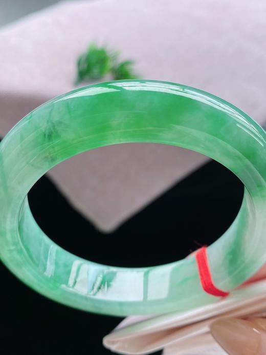 56飘绿手镯 商品图3